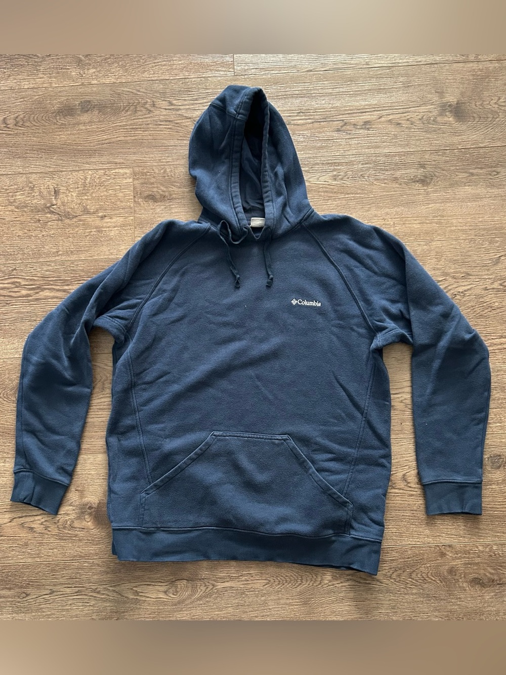 Columbia Men's Hoodie Large Navy Blue Pullover Sweatshirt Fleece Pocket Outdoor